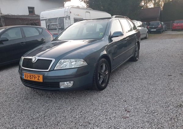 Skoda Octavia cena 11500 przebieg: 226650, rok produkcji 2006 z Siedlce małe 254